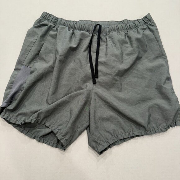 Nike Dri-FIT Men's Challenger 5" brief shorts Gray Mesh Side Panel Size M - Picture 1 of 6